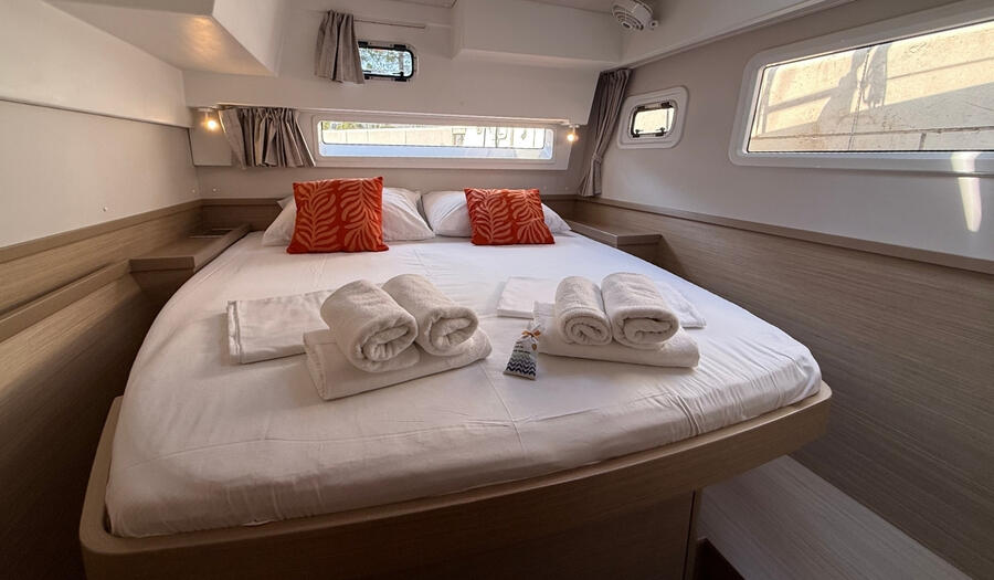 Catamaran 
