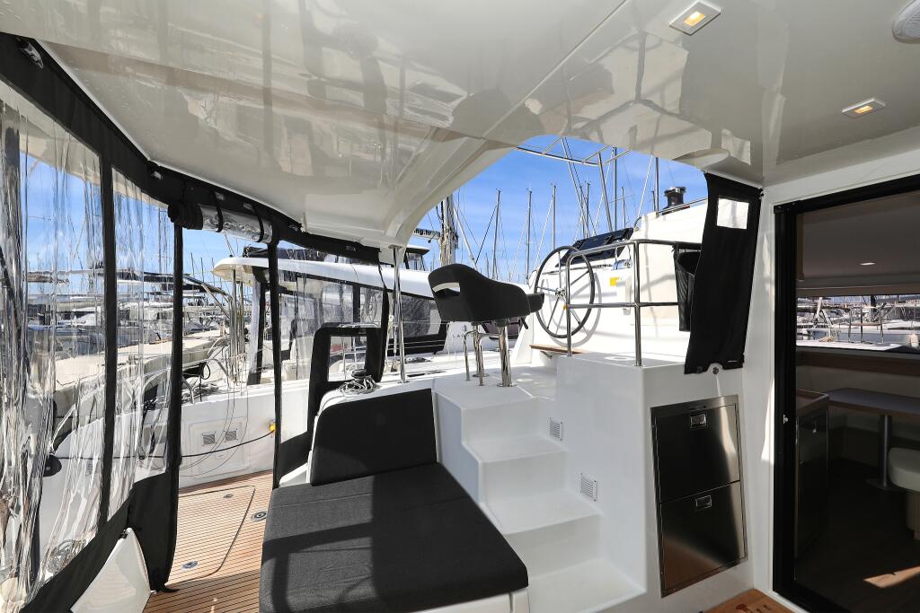 Catamaran 