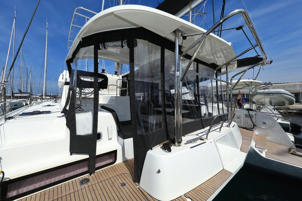 Catamaran 