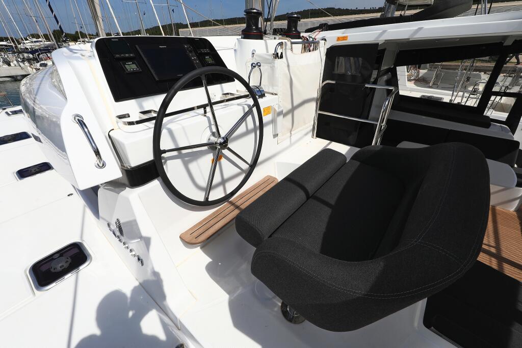 Catamaran 