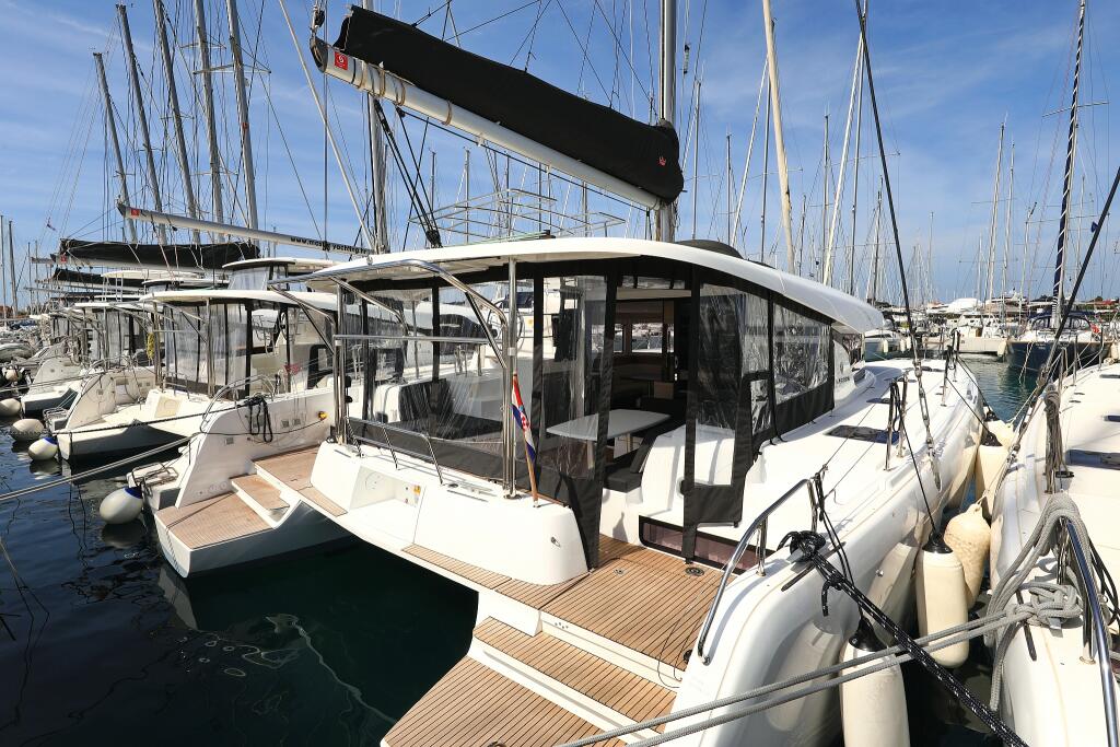 Catamaran 