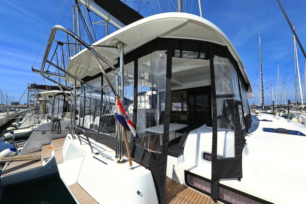 Catamaran 