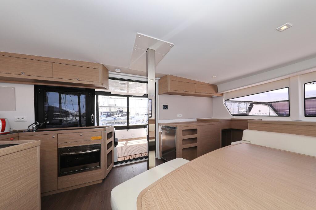 Catamaran 