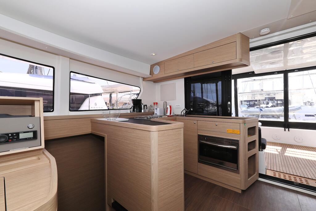 Catamaran 