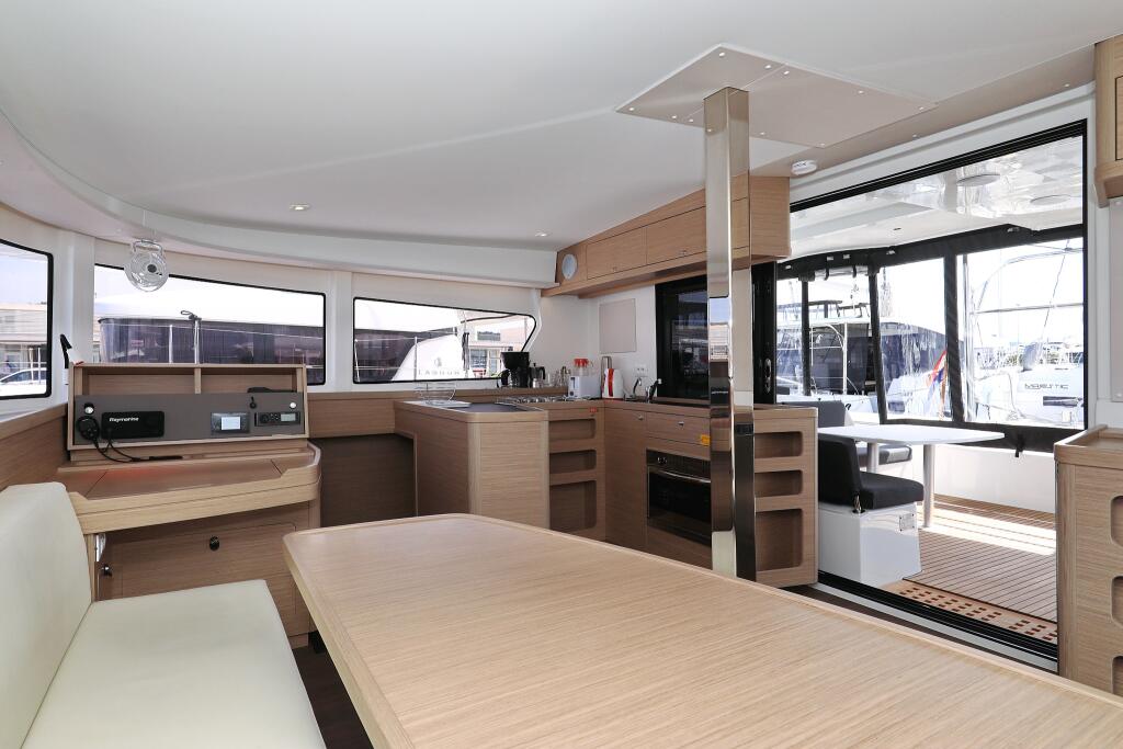 Catamaran 