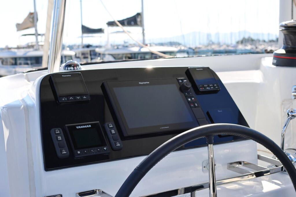 Catamaran 
