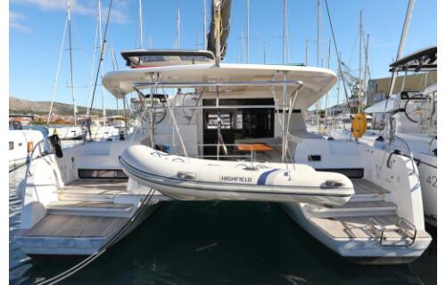 Catamaran 
