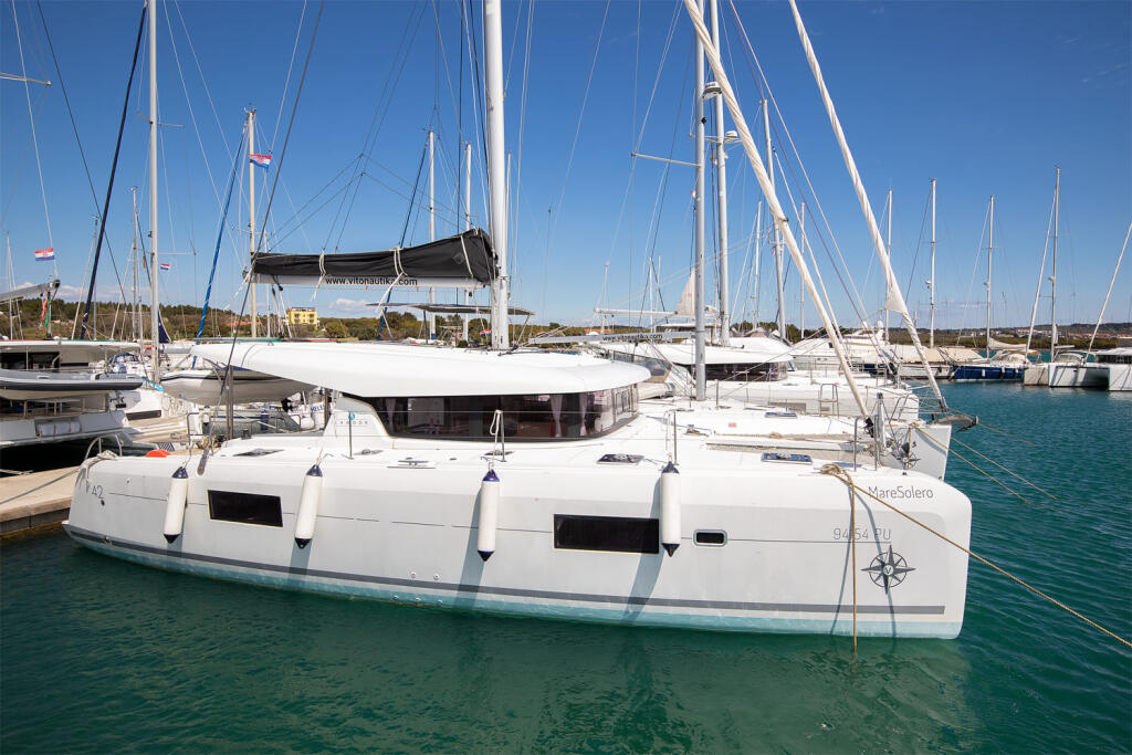 Catamaran 