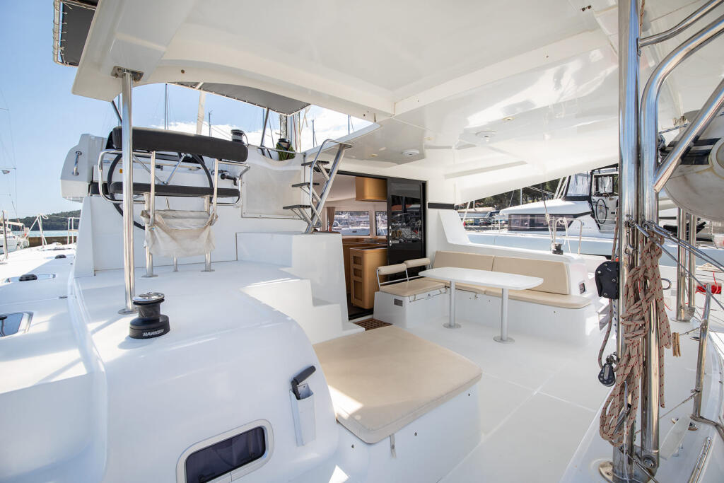Catamaran 
