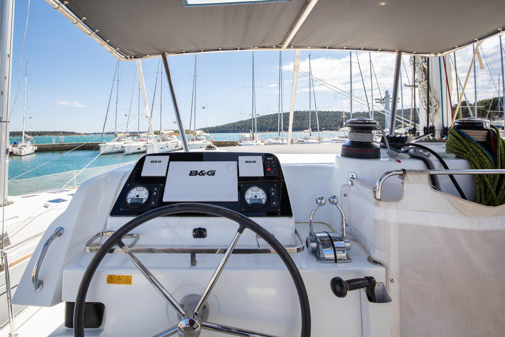 Catamaran 