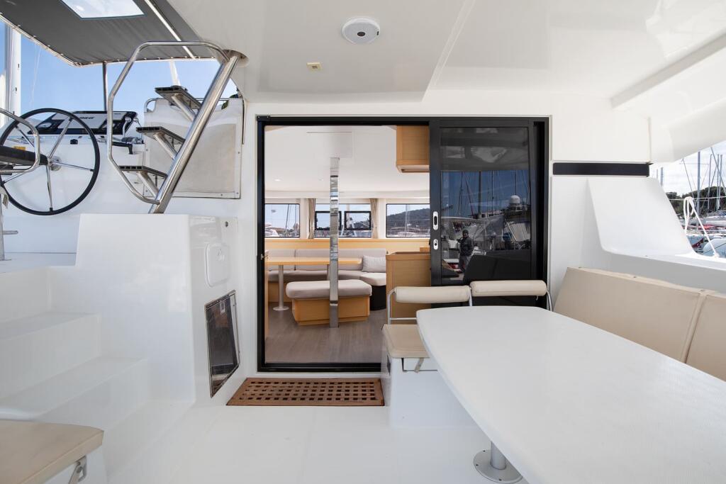 Catamaran 