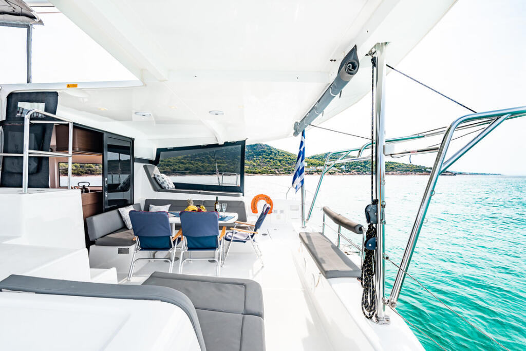Catamaran 
