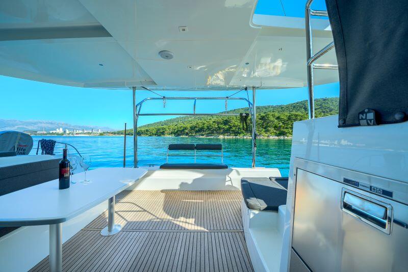 Catamaran 