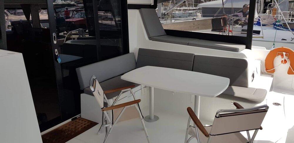 Catamaran 