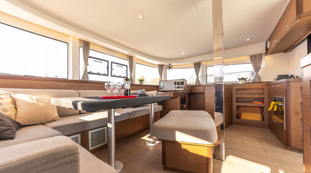 Catamaran 