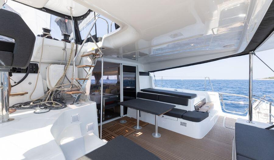 Catamaran 