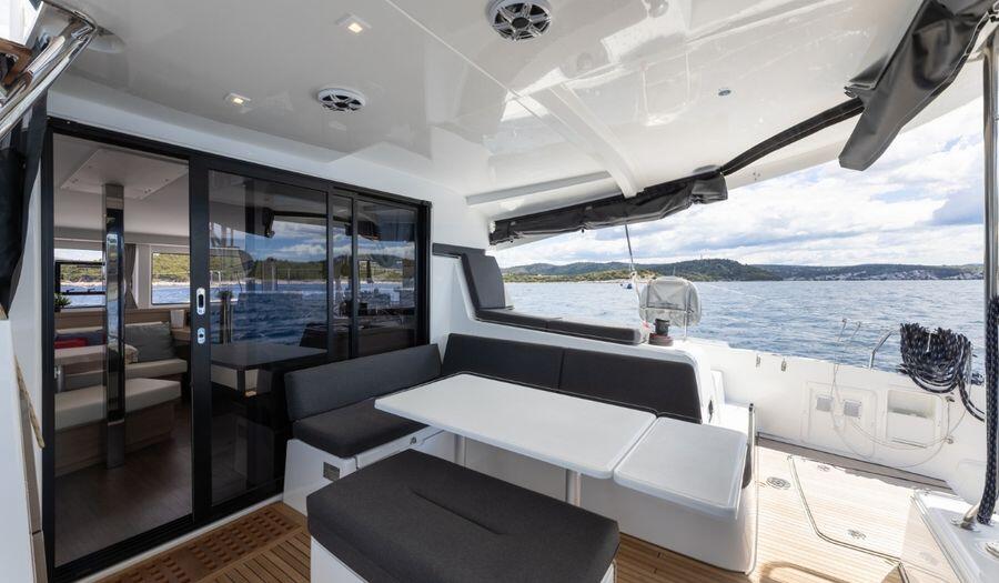 Catamaran 