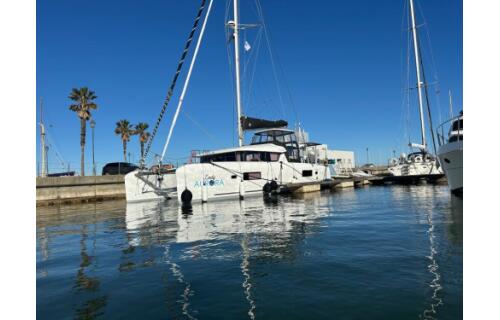Catamaran 