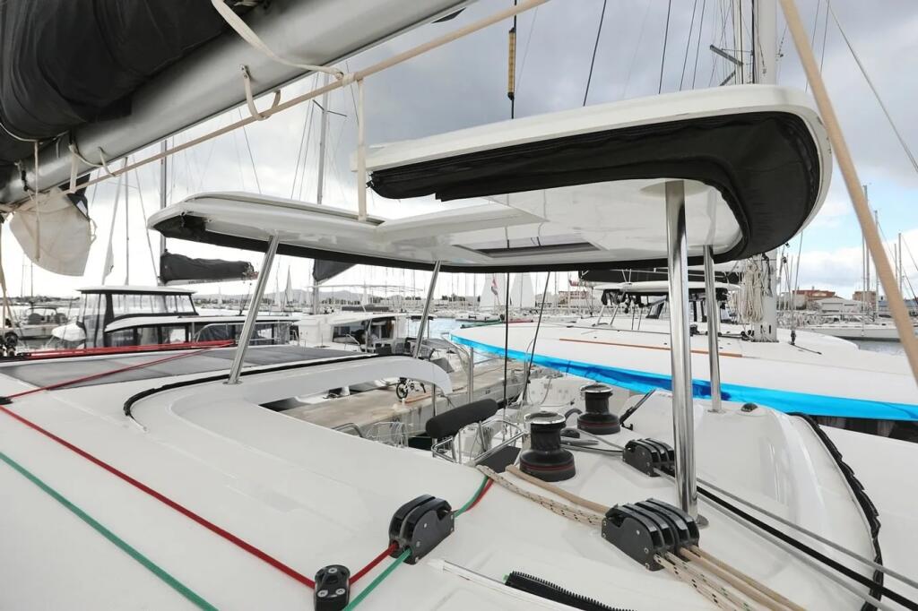 Catamaran 