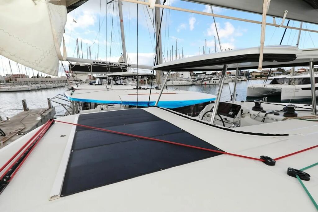 Catamaran 