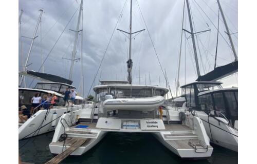 Catamaran 