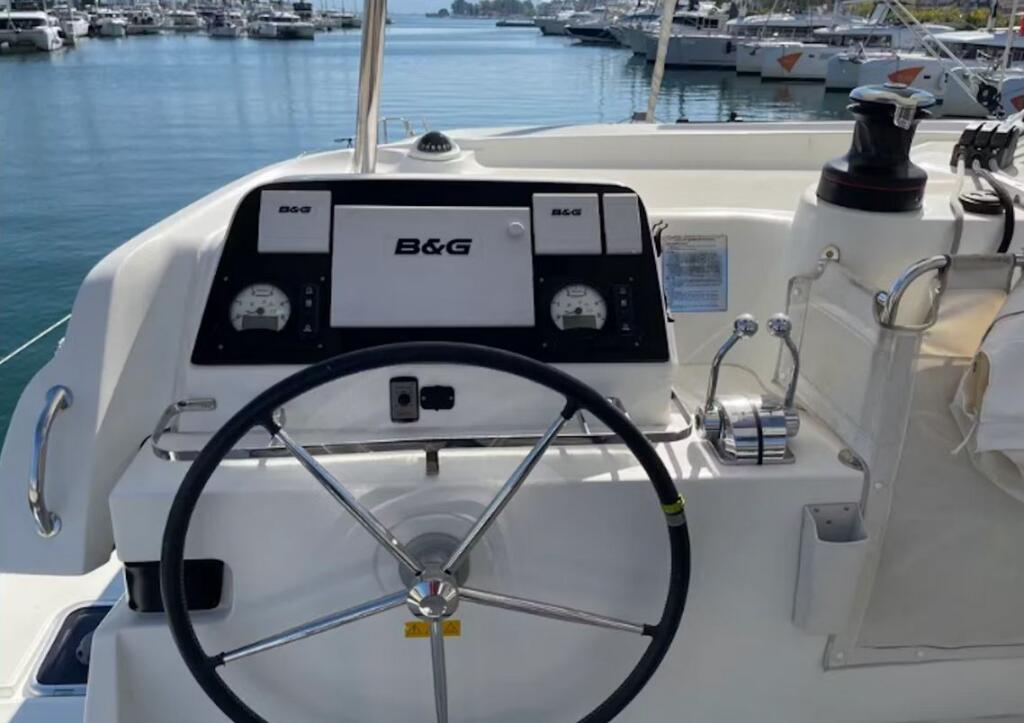 Catamaran 