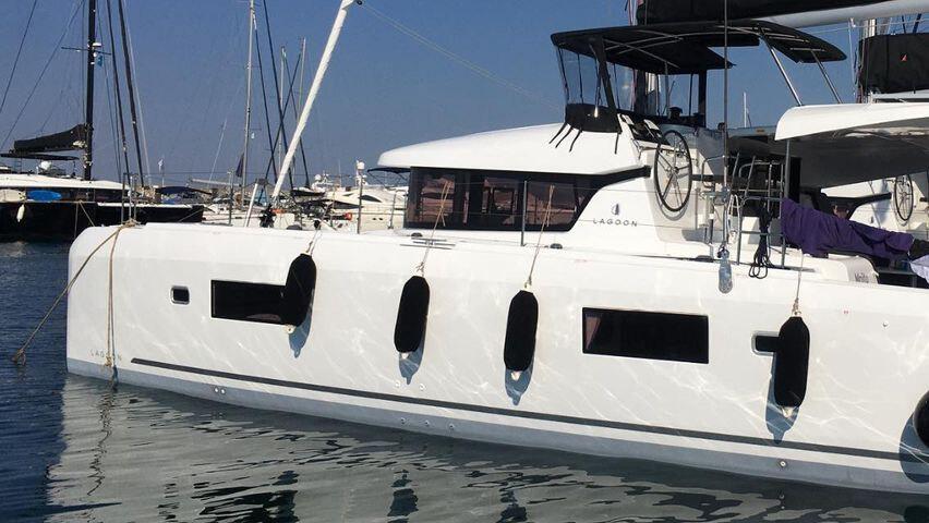 Catamaran 