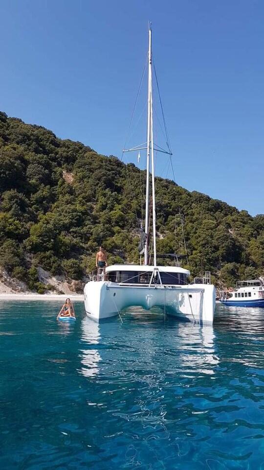 Catamaran 