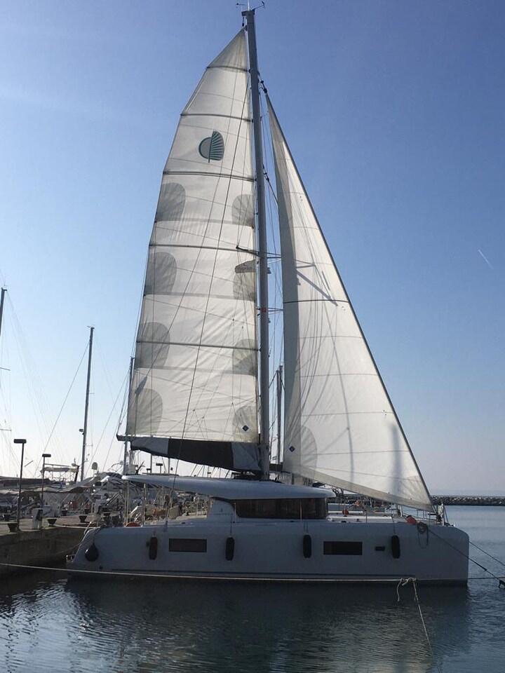 Catamaran 