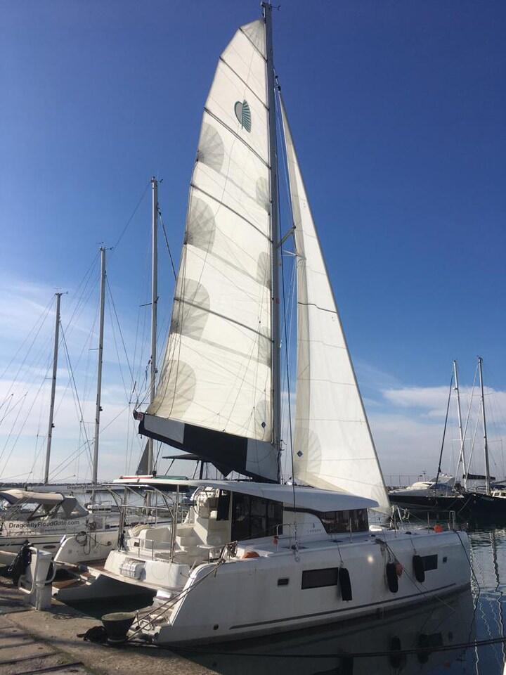 Catamaran 