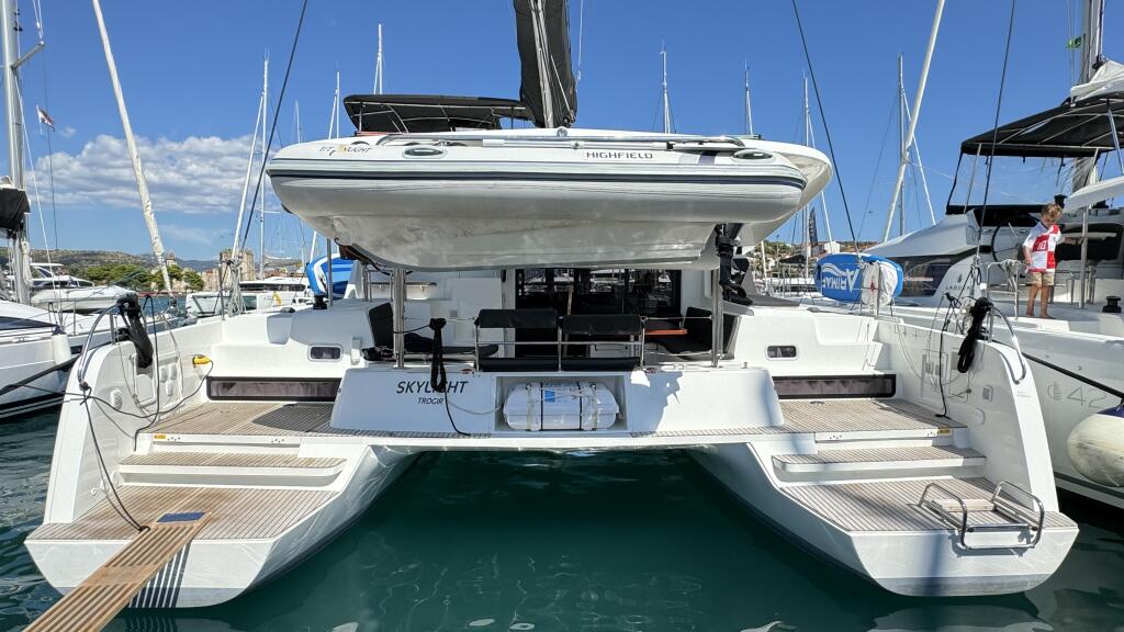 Catamaran 