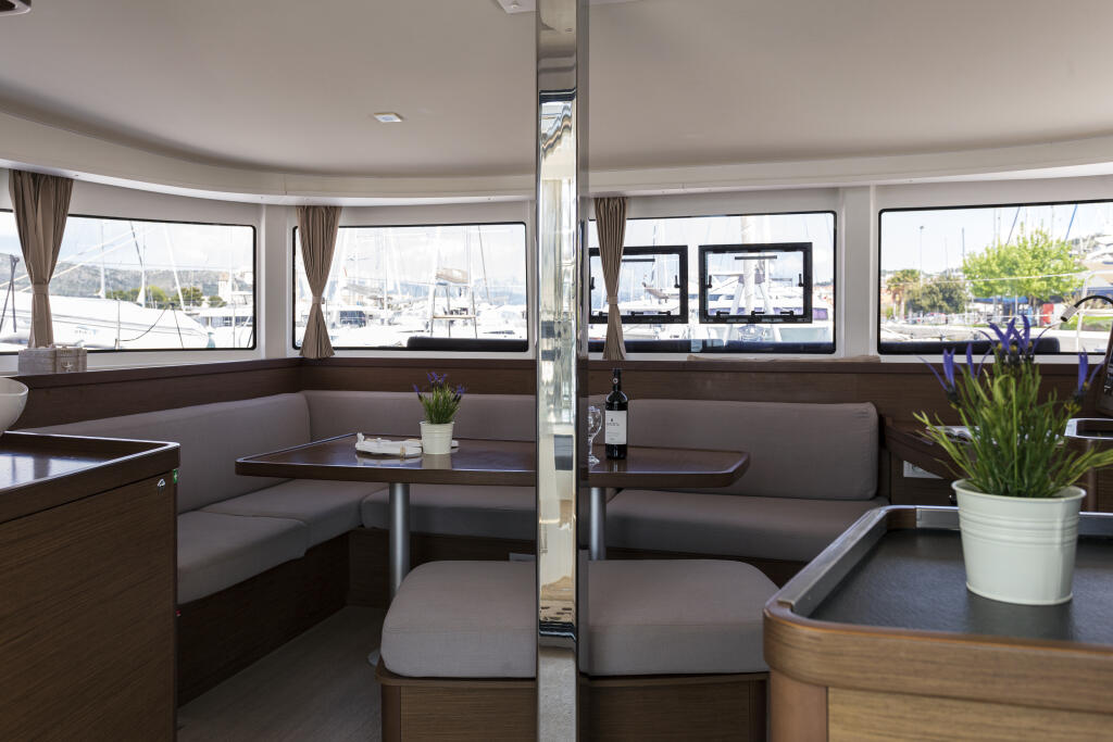 Catamaran 