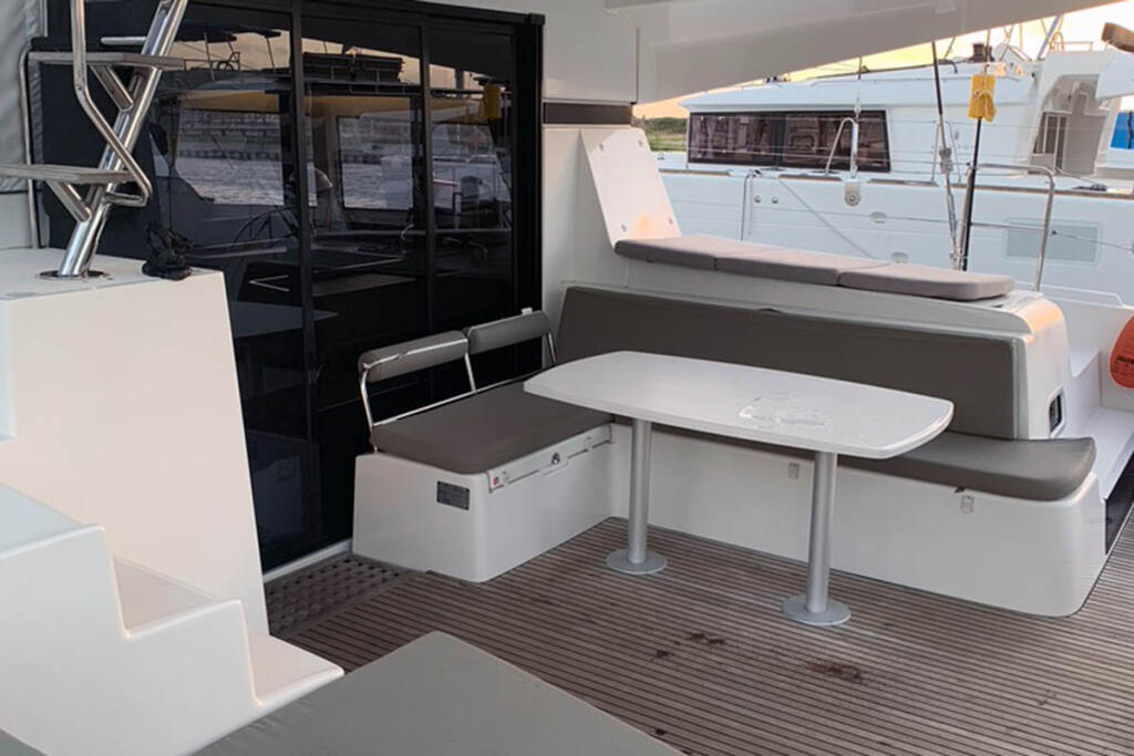 Catamaran 