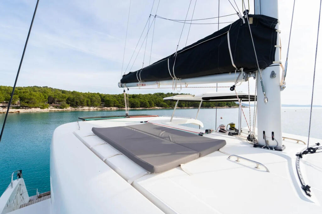 Catamaran 