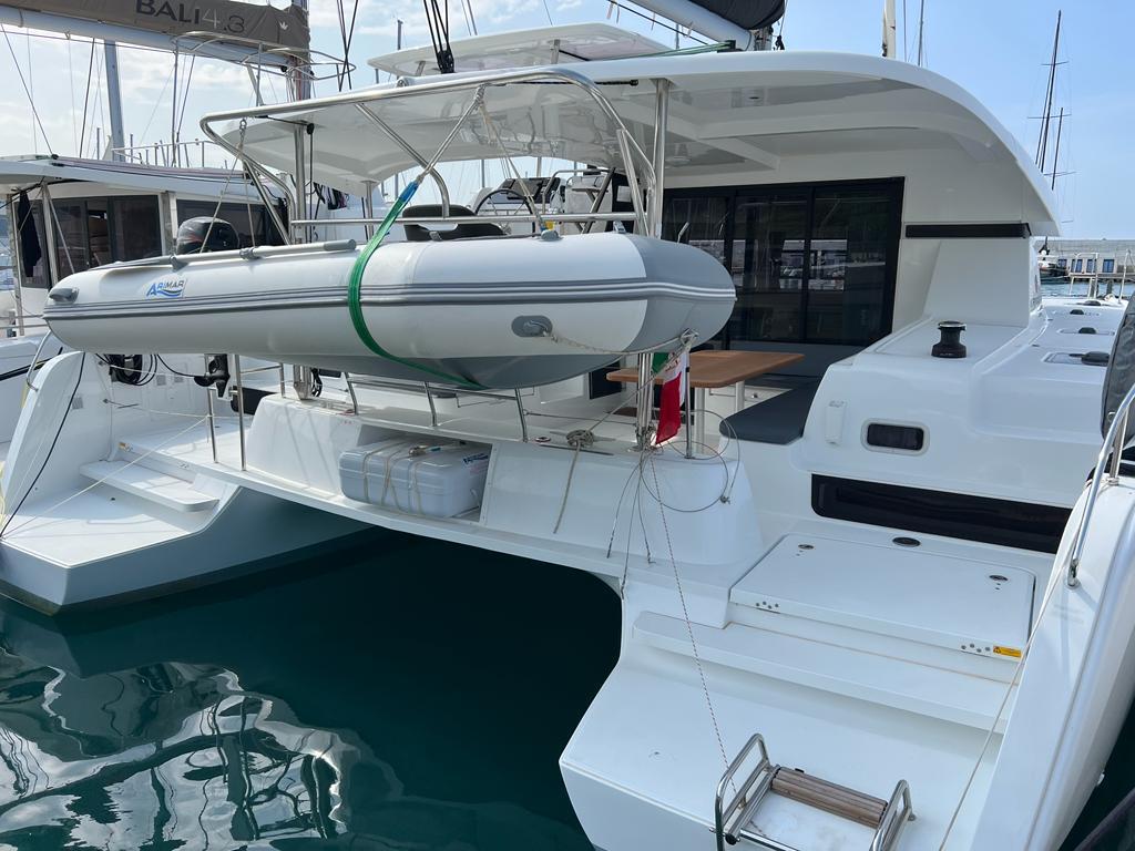 Catamaran 