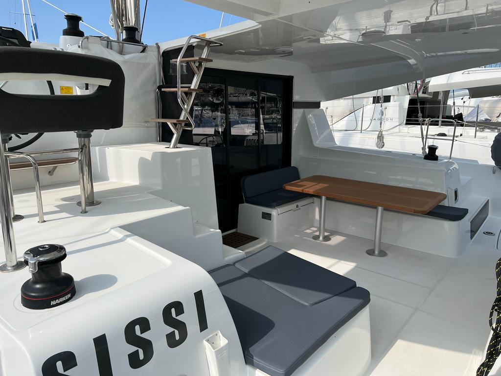 Catamaran 