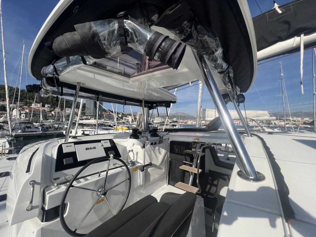 Catamaran 