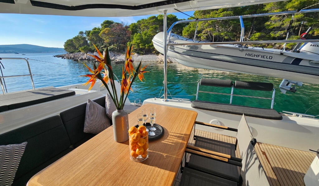 Catamaran 