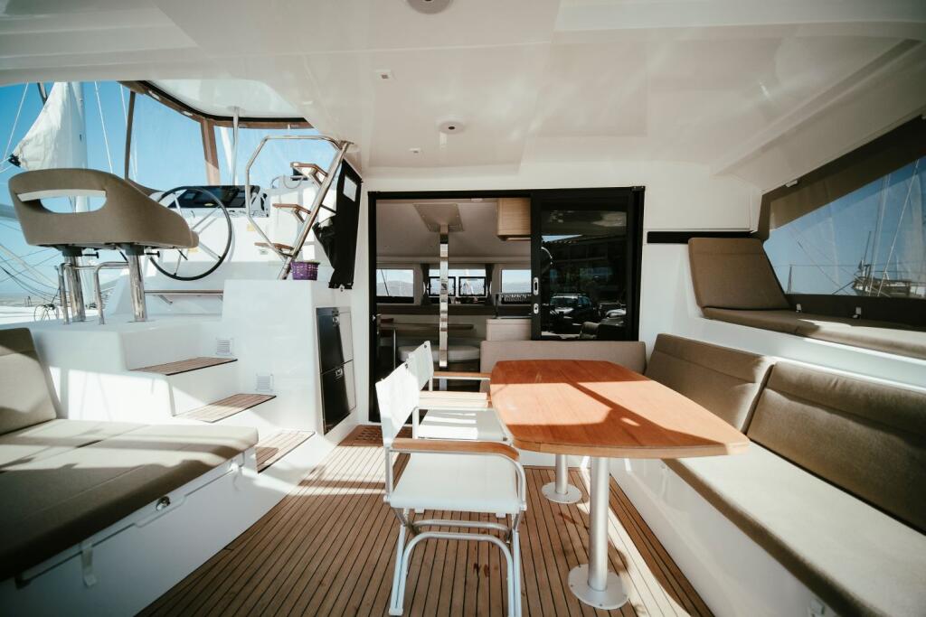 Catamaran 