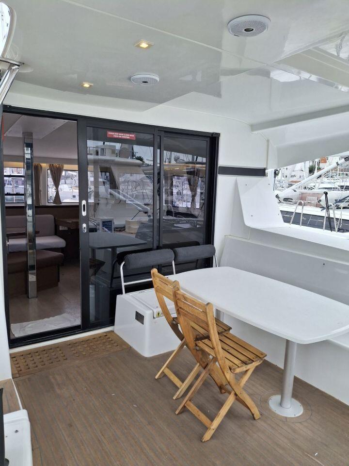 Catamaran 