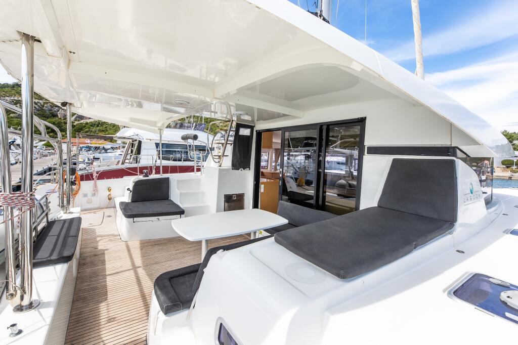 Catamaran 