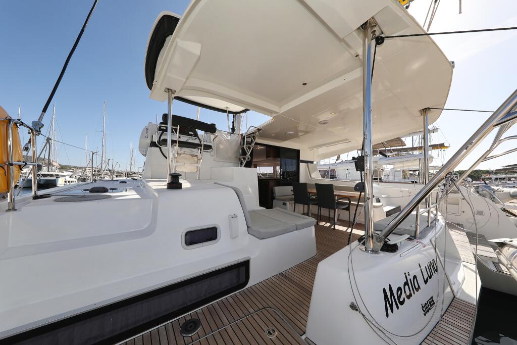 Catamaran 