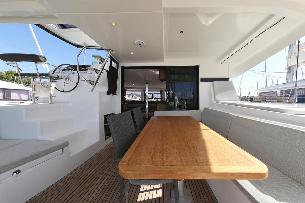 Catamaran 