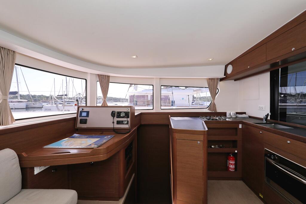 Catamaran 