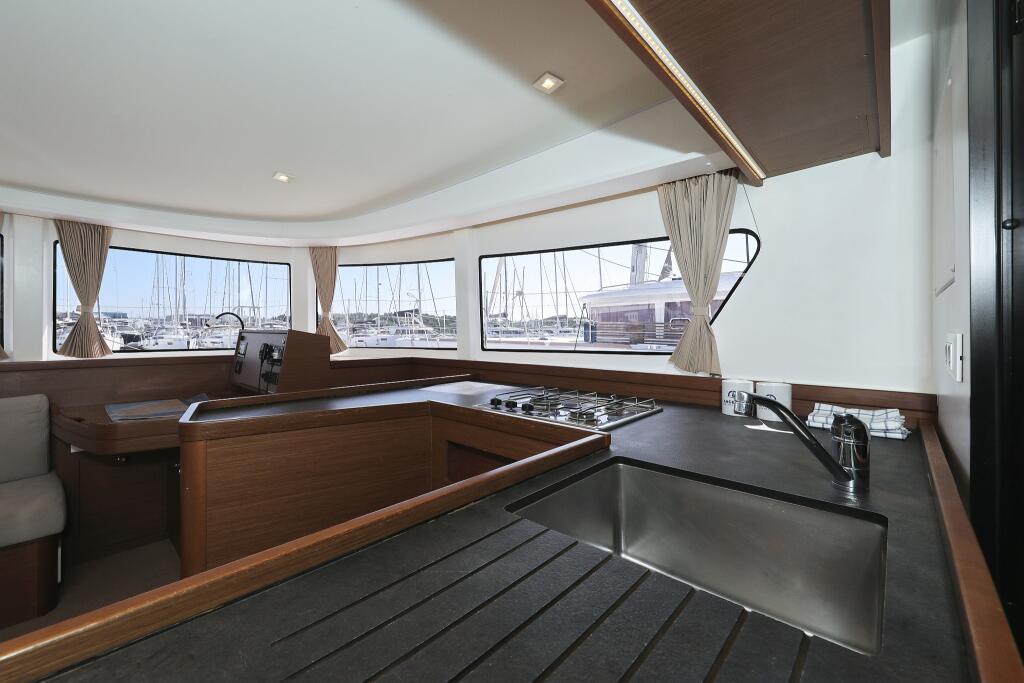 Catamaran 