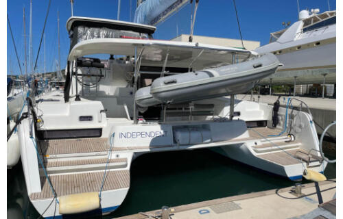 Catamaran 