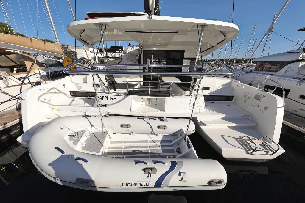 Catamaran 