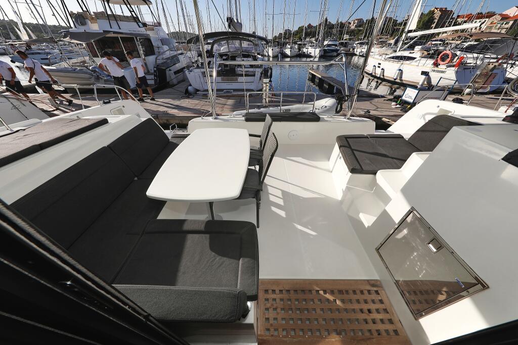 Catamaran 
