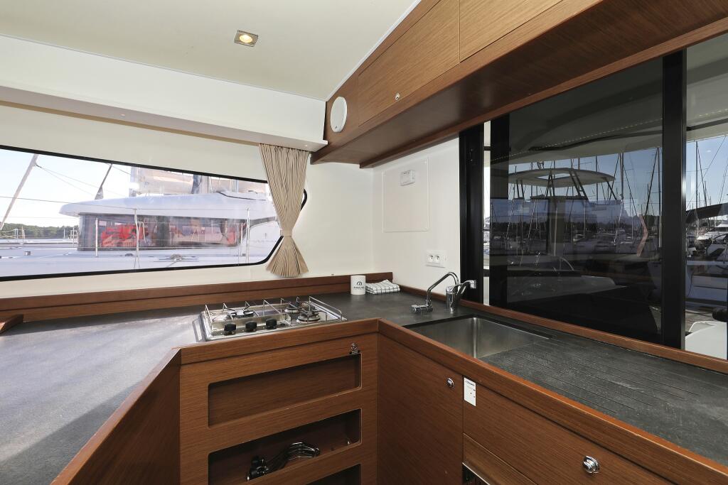 Catamaran 