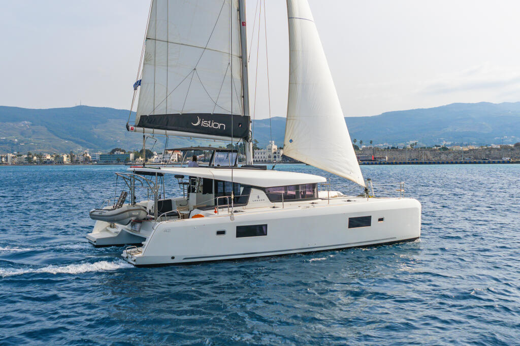 Catamaran 